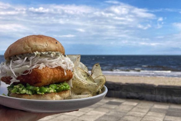 Pipis Kiosk sneaks a layer of smashed edamame into its fish burger.