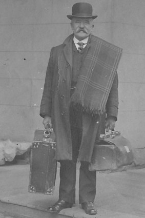 Steve Foley's great-grandfather William Pole Williams, a commercial traveller, setting off from home. 