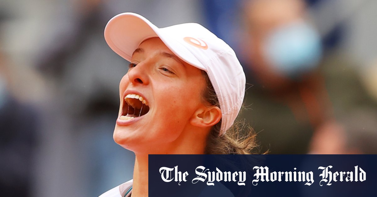 Iga Swiatek wins French Open women's singles title