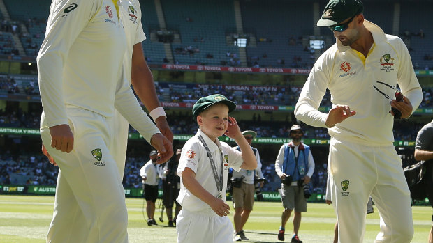 Archie Schiller walks onto the pitch at the Boxing Day Test.