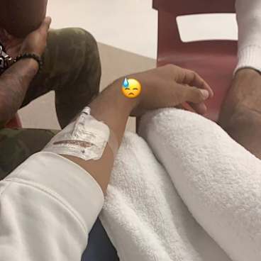 Got a spider bite on my foot. Christmas different every year," Kyrgios posted on Instagram.