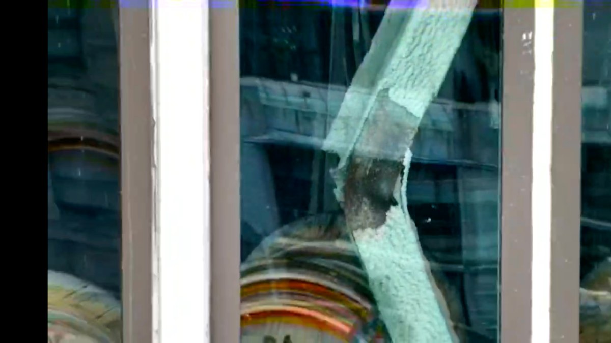 New York City Building Collapse Update: Entire city watches on as ...