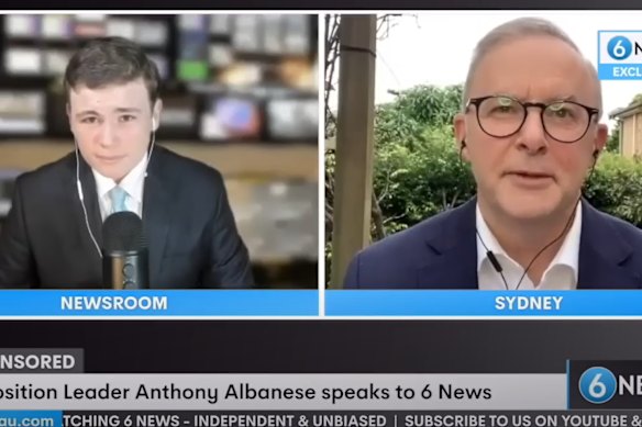 Leo Puglisi interviews then-opposition leader Anthony Albanese during the 2022 election campaign.