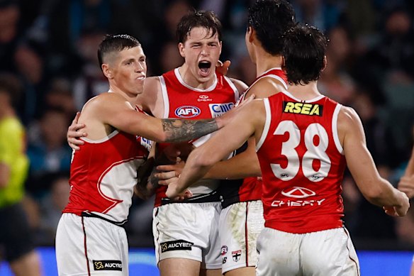 Tempers flare but Saints laugh last against Port; Giants demolish Tigers, Cats do a job on Eagles