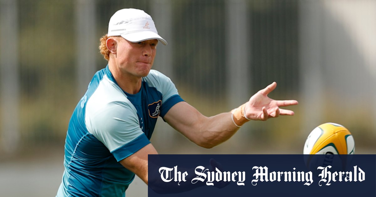 Tane Edmed to debut at five-eighth against Argentina after Tom Lynagh injury