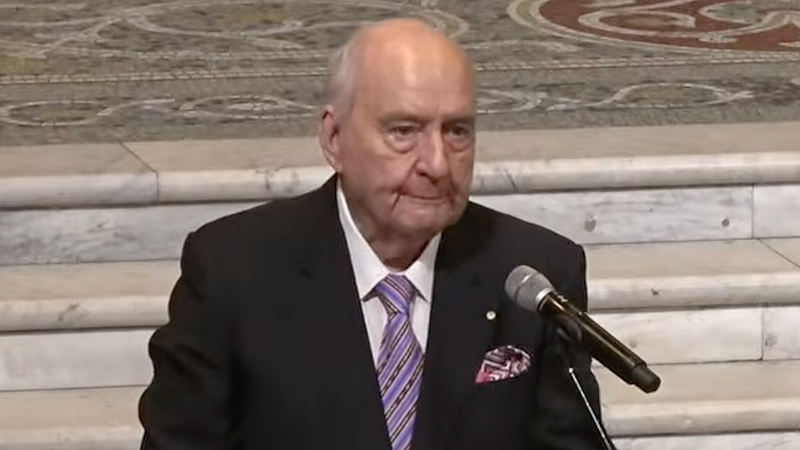 Alan Jones uses break in his trial to give eulogy for Brian Smith