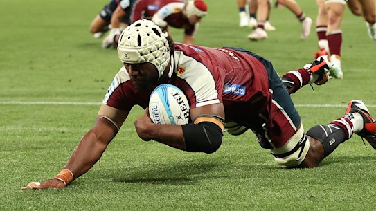 Seru Uru scores against the Melbourne Rebels.