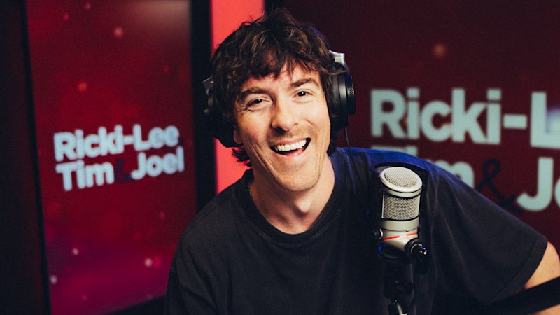 Radio star Tim Blackwell to fight restraining order