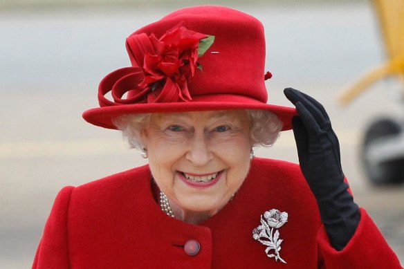 See the Final Portrait of Queen Elizabeth II