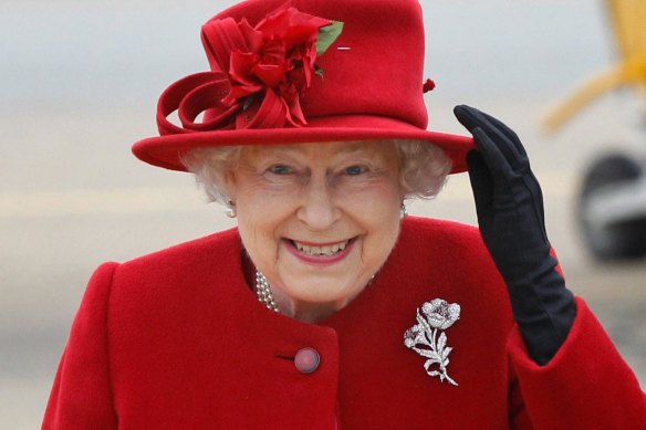 British monarchy: An ailing Queen Elizabeth, an exiled prince and shrinking  realm