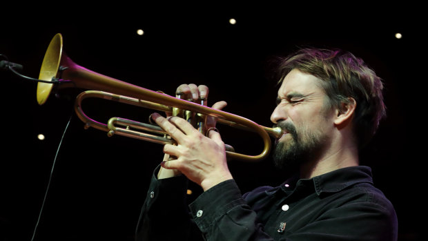 Nick Garbett's electronically treated trumpet was key to the ensemble's "turquoise-coloured" sound.