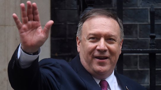 Mike Pompeo outside 10 Downing Street.