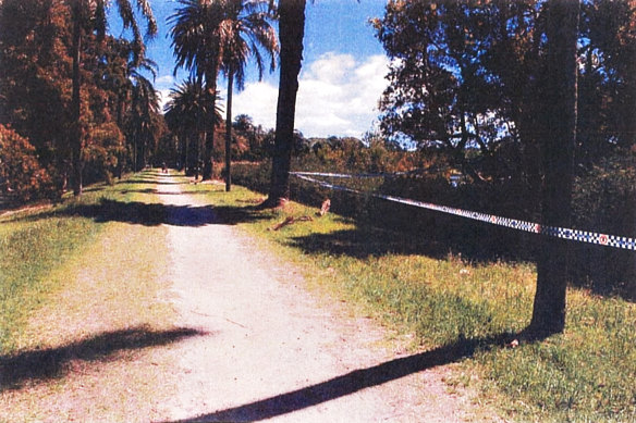 The dirt track where detectives first encountered Moses Kellie. 