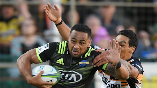 Playing catch up: The Brumbies were always scrambling to stay in the contest against the Hurricanes.