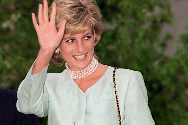 Diana, Princess Of Wales arrives for symposium on Breast Cancer At Northwestern University Of Law In Chicago June, 4, 1996