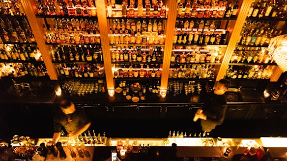 The 1806 cocktail bar is perfect for a drink before or after the show. 