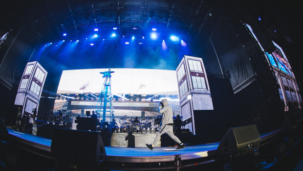 Rap superstar Eminem packed out the MCG on Sunday.