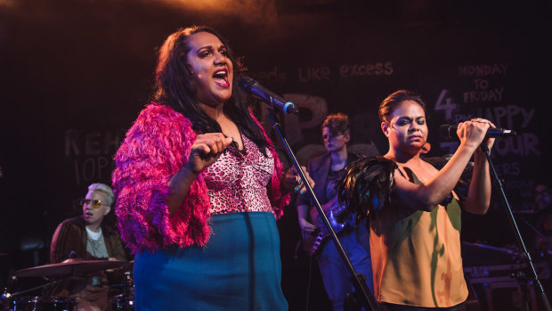 Elaine Crombie, Ursula Yovich in Barbara and the Camp Dogs.