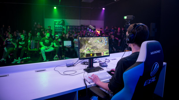 Sheldon Barrow, who would go on to win the tournament at IEM, plays in an earlier round of the StarCraft II Oceania qualifier.