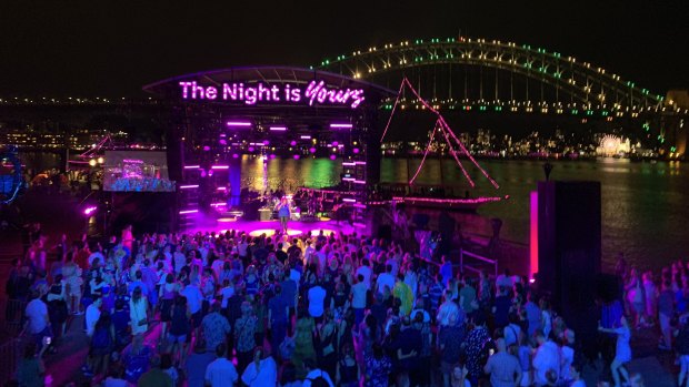 The ABC's New Year's Eve coverage was a winning mix of songs and celebration.