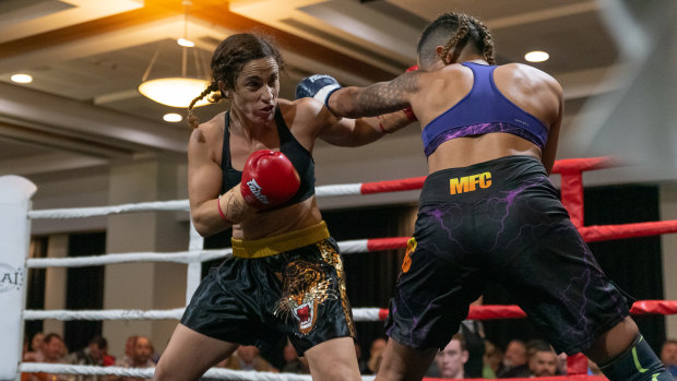 Bianca Elmir is unbeaten as a professional.