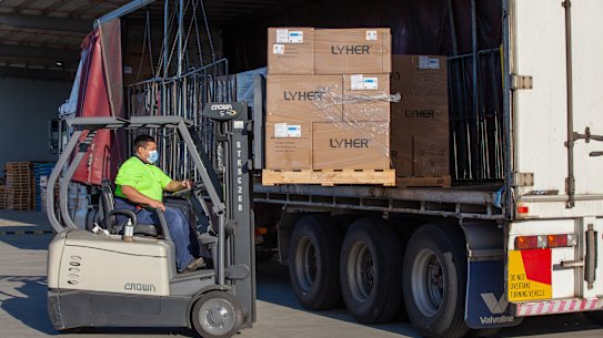 An extensive 24-hour delivery operation over the past week has seen trucks laden with RAT kits, air purifiers and face masks travel to schools in NSW and Victoria.