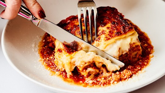 1800 Lasagne Italian restaurant in Thornbury, Melbourne.