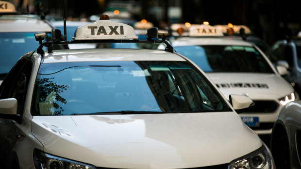 Rogue taxi drivers could harm Sydney’s reputation, says minister