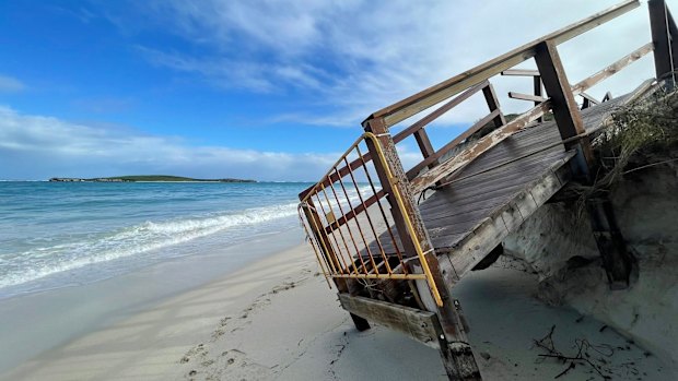 The beloved Lancelin Lookout is collapsing as the beachfront erodes.