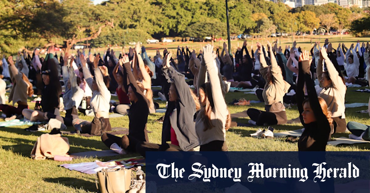 She posted a TikTok. Now hundreds of people turn up for free Pilates