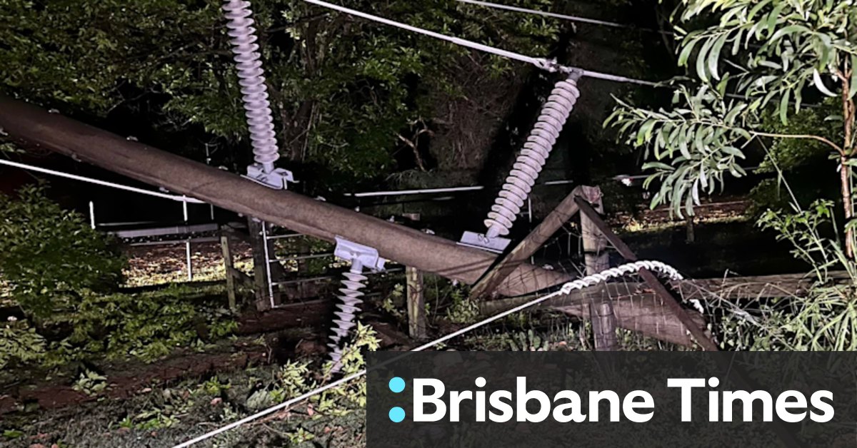 Qld storms: Thousands to welcome 2024 without power as veterans join recovery effort - Vimarsana News