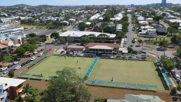 brisbanetimes.com.au - Julius Dennis - Coorparoo Bowlo given new life, bought by hospitality group