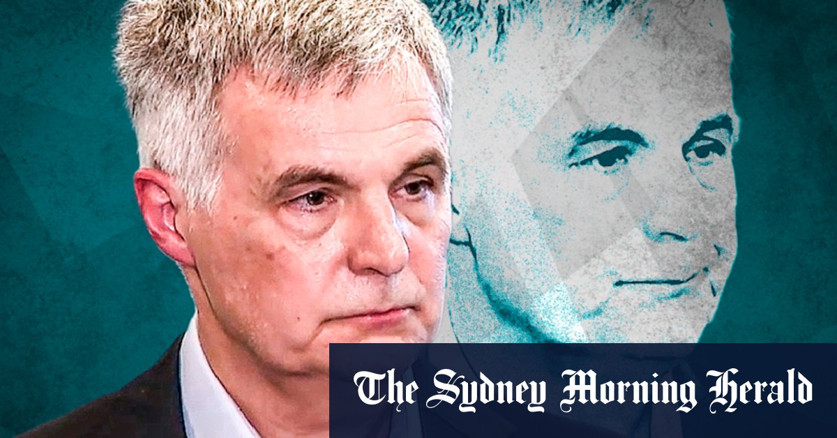 The emails that reveal how Optus downplayed the Triple Zero disaster