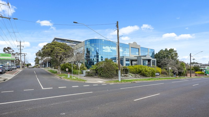 This may be Melbourne’s luckiest address: 888 Doncaster Road sells for $8.8m