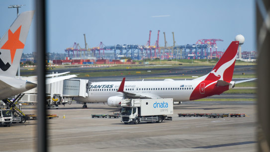The aviation industry has stressed more care be given to the context of the four unrelated mechanical faults that plagued Qantas this week. 