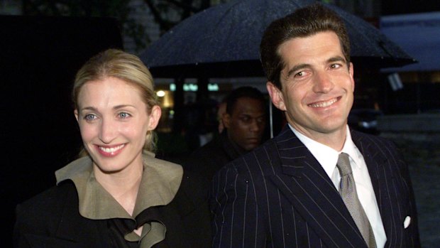 John F.  Kennedy Jr and his wife, Carolyn Bessette-Kennedy, in New York in 1999.