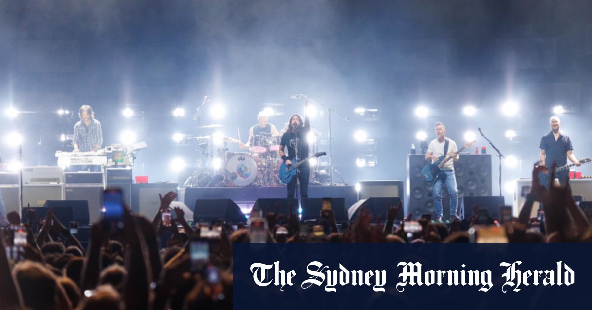 Foo Fighters review in Brisbane rock royalty blasts Queensland capital