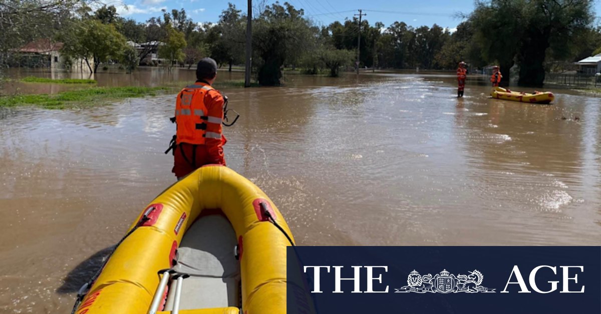 NSW floods: Namoi River breaks its banks in state's north-west, forcing rescues and evacuations - Vimarsana News