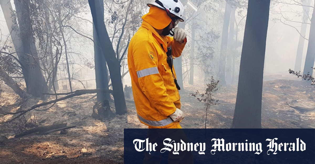 Emerald residents told to flee as bushfire approaches - Vimarsana News