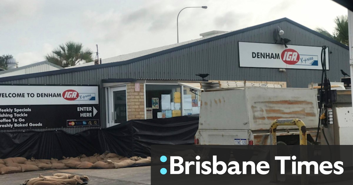 WA coastal locals wrap vital supermarket in plastic, sandbag homes as cyclone bears down - Vimarsana News