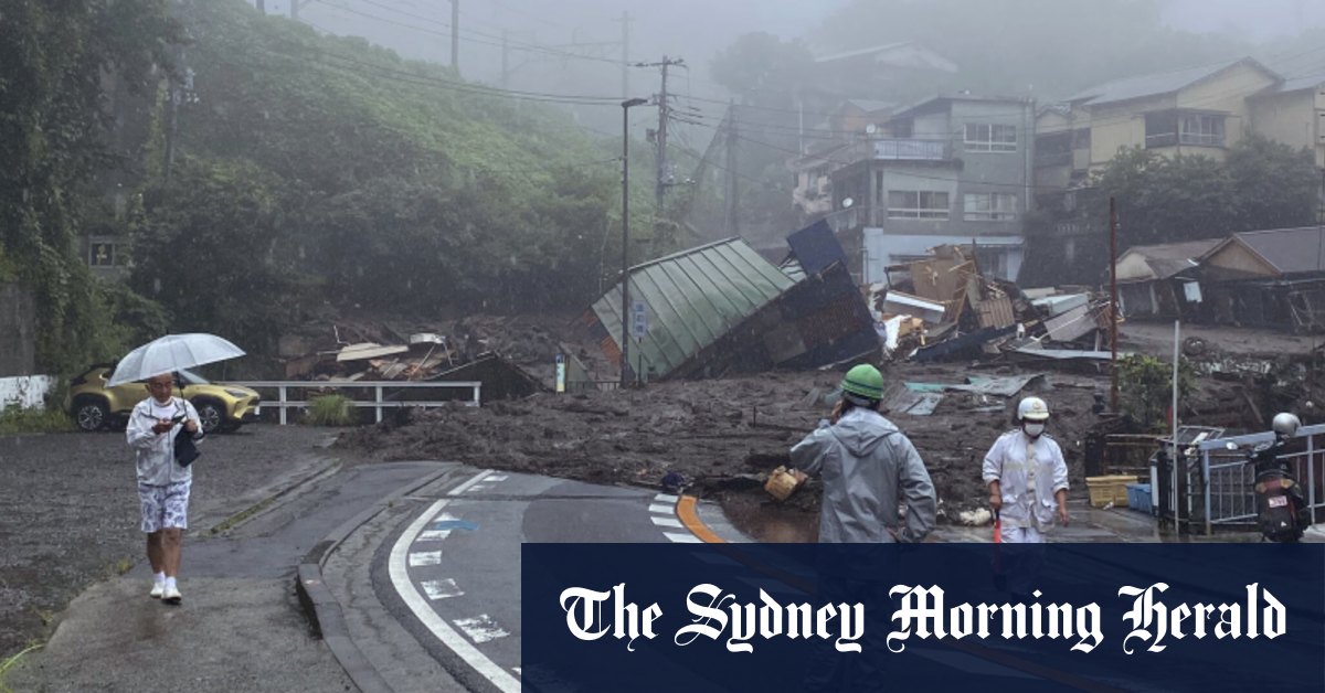mudslide-west-of-tokyo-hits-houses-several-people-missing