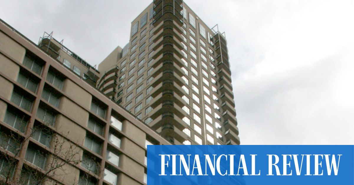 Melbourne house prices: Couple who escaped Dan Andrews' COVID-19 lockdowns for the Gold Coast pay $1.2 million to move back into their CBD apartment tower, for a profit - Vimarsana News