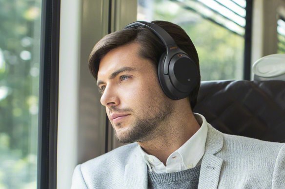 Sony's WH-1000XM3 makes for decent 360-degree audio headphones.