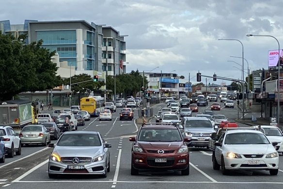 Traffic on Gympie Road could increase from 80,000 vehicles per day to 110,000 each day, prompting calls for a tunnel from Kedron to Carseldine.