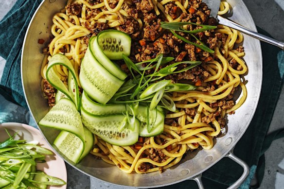 Hoisin mince and noodles.