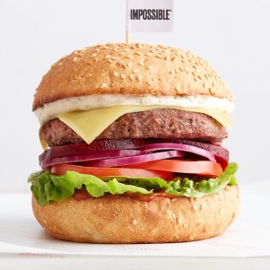 Grill'd's traditional Australian burger made with Impossible Beef is now avaiable nationally.