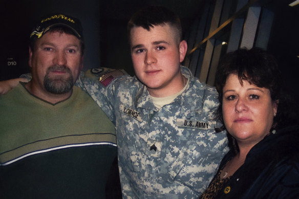 Homecoming for returned soldier US lieutenant Clint Lorance in documentary Leavenworth.