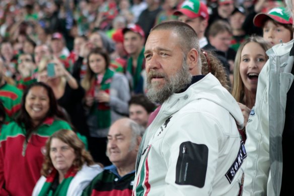 Russell Crowe watches Souths. 