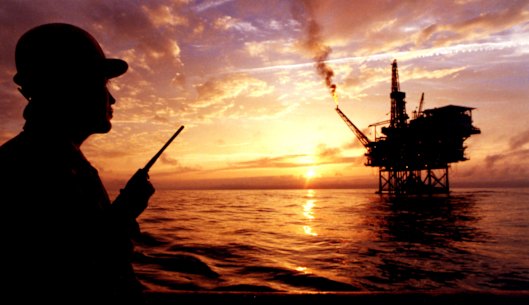 Changing the maritime boundary between Australia and Indonesia could affect oil and gas fields