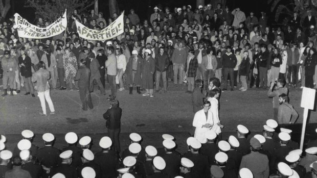 Police and demonstrators outside the Tower Mill Motel during the 1971 Springbok tour protests in Brisbane.